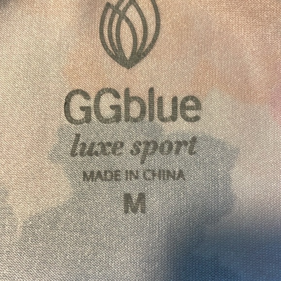 GG blue luxe sport top size M - Picture 4 of 6